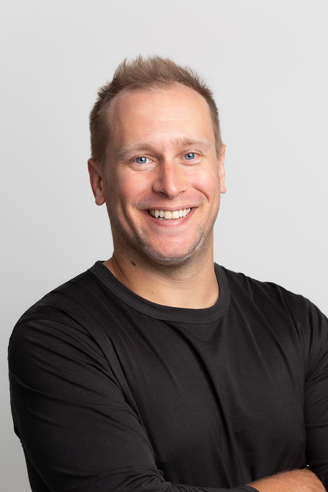 Simon Roy, APS Management